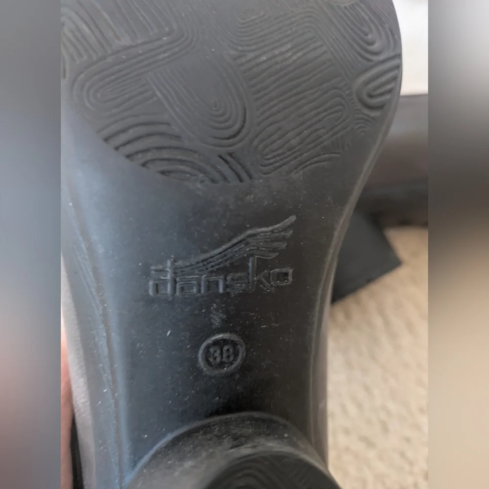 dansko roxanne